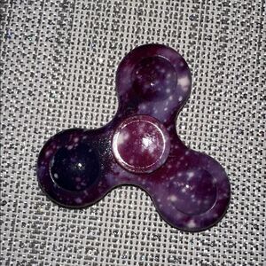 Fingertip Gyroscopic Fidget Spinner Small Space Purple